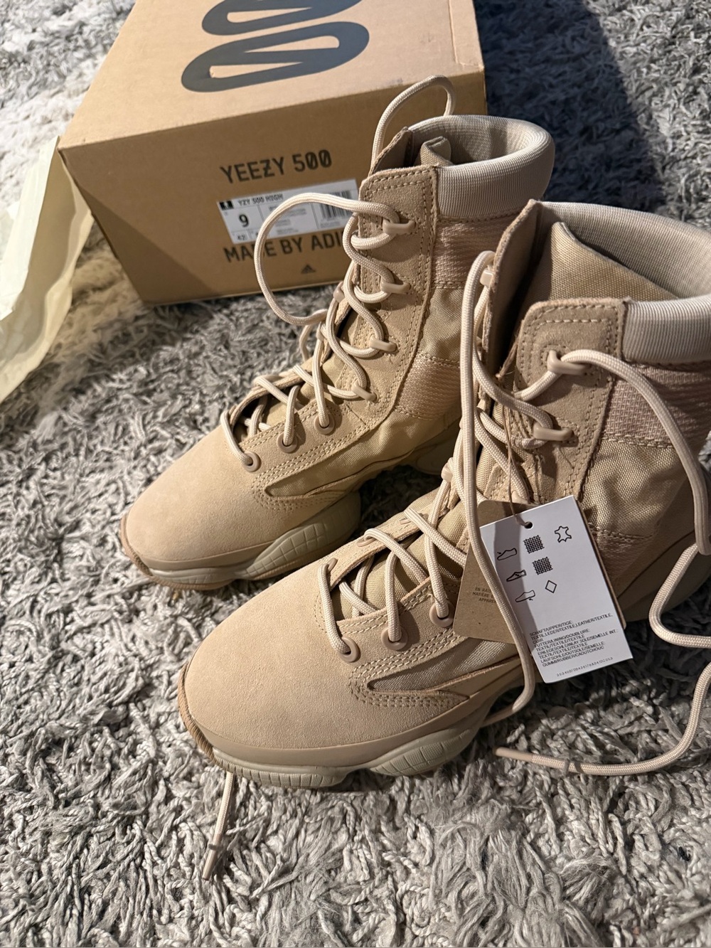 Adidas Yeezy 500 Tactical Boots in ‘Sand’ Size 9m (Brand New w/ Box)